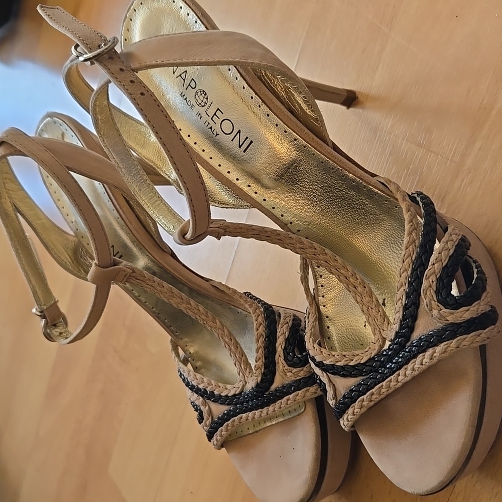 Open toed Heels